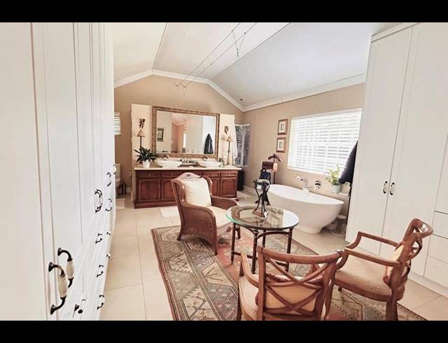 4 BEDROOM HOUSE FOR SALE IN WATERKLOOF